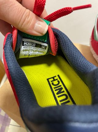 Zapatillas Munich Rojas y Blancas