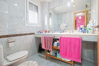 Casa adosada en venta en Montequinto en Dos Hermanas