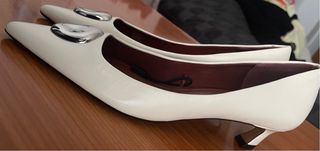Zapatos Zara Tacon kitten,  Piel Blanco Talla 38