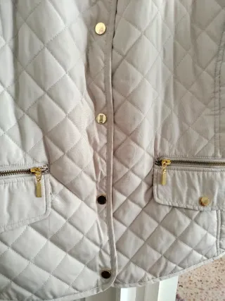 Chaleco acolchado Corte Inglés beige