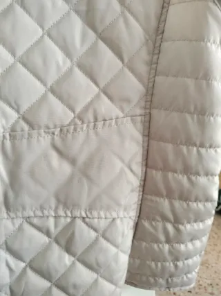 Chaleco acolchado Corte Inglés beige