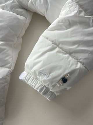 Cazadora The North Face blanca y beige