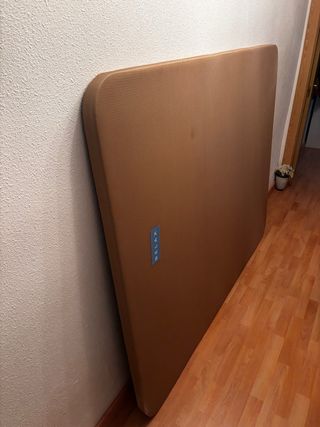 Base de cama marrón 190x150