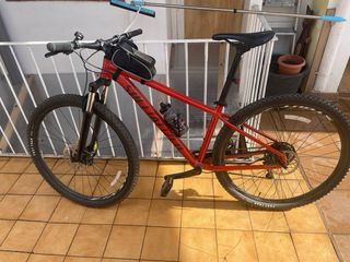 Bicicleta de Montaña Specialized Roja