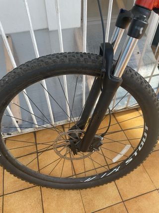 Bicicleta de Montaña Specialized Roja