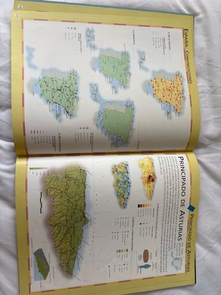 ATLAS ESCOLAR UNIVERSAL