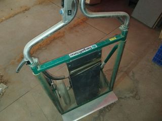 Carretilla eléctrica sube-escaleras