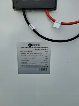 Panel Solar Monocristalino 200W 1,38 x 0,70 cm.