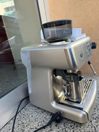 Cafetera Breville Barista Max