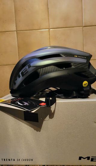 Capacete MET 3k Carbon Cinza