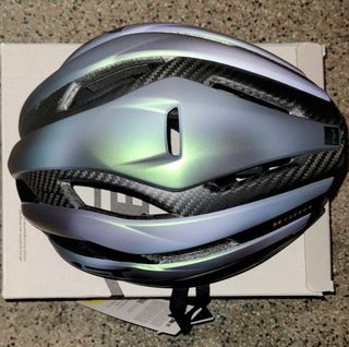 Capacete MET 3k Carbon Cinza