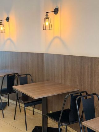 Local comercial en alquiler en Santa Eulàlia en Hospitalet de Llobregat, L´