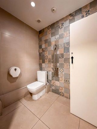 Local comercial en alquiler en Santa Eulàlia en Hospitalet de Llobregat, L´