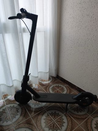 Patinete Eléctrico Xiaomi Negro