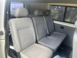 Volkswagen Transporter T5 2004