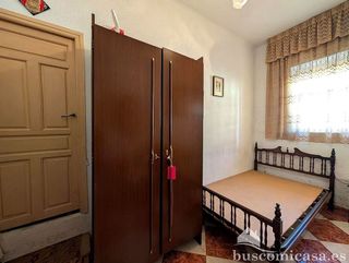 Chalet en venta en Linares