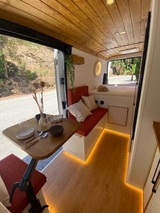 Alquiler furgoneta camper