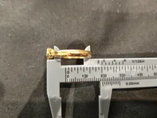 Anillo oro 18k solitario con diamante