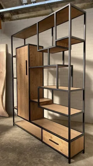 Se ofrece soldador y carpintero metálico