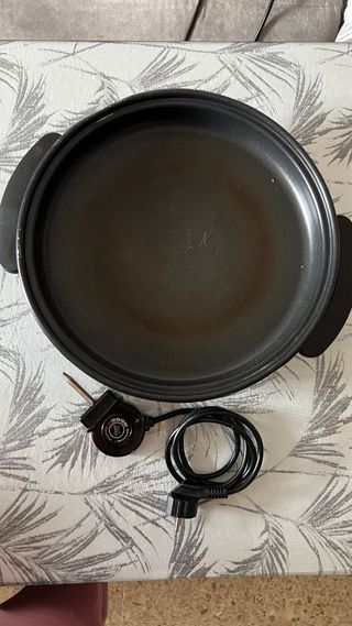 Olla Eléctrica con Tapa y Control de Temperatura