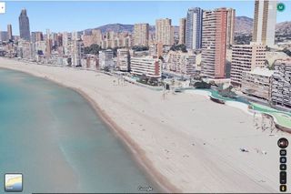 Local comercial en venta en Playa de Poniente en Benidorm