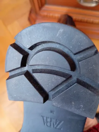 Botas altas Zara talla 36 negras