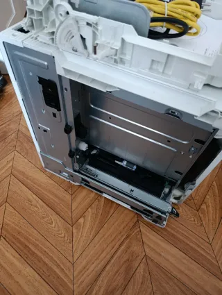 Impresora profesional HP Color LaserJet M553