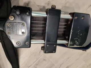 Bajo Westone The Rail