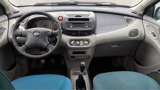 Nissan Almera 2002