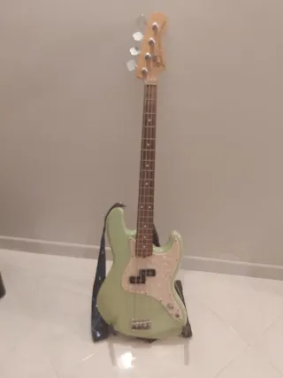 Fender Precision Mark Hoppus Surf Green