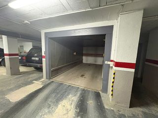 Garaje en venta en Linares