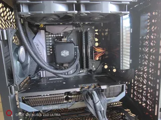 PC RX 9070 XT / Ryzen 9 / 32GB RAM / 2TB SSD