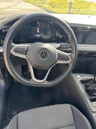 Volkswagen Golf 2021