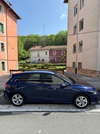 Volkswagen Golf 8 2.0 TDI 115cv