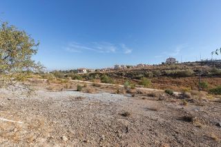 Terreno en venta en Otura