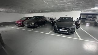 Garaje en venta en La Buhaira en Sevilla