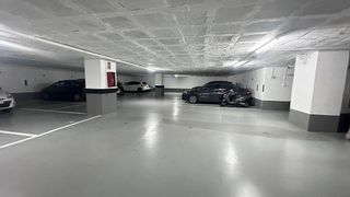 Garaje en venta en La Buhaira en Sevilla