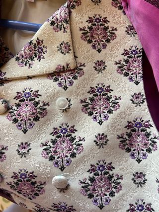 Traje Torrentí Llorca Talla 14 Morado.