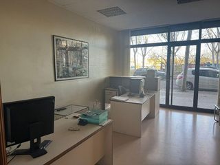 Local comercial en venta en Pardinyes - Riu Segre - Mitjana en Lleida