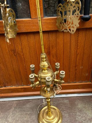 Velon de Lucena / Lámpara de pie antigua