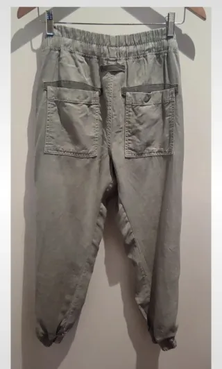 Pantalón jogger Zara gris