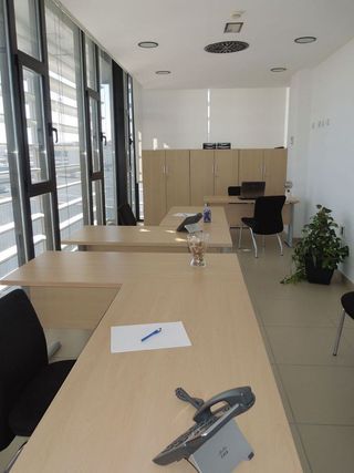Oficina en alquiler en Cortadura - Zona Franca  en Cádiz