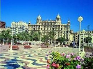 Garaje en alquiler en Ensanche - Diputación en Alicante