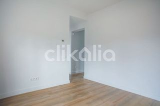 Piso en alquiler en Pradolongo en Madrid