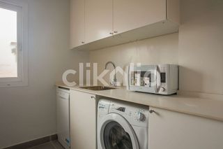 Piso en alquiler en Pradolongo en Madrid