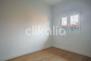 Piso en alquiler en Pradolongo en Madrid