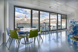 Oficina en alquiler en El Parc i la Llacuna del Poblenou en Barcelona