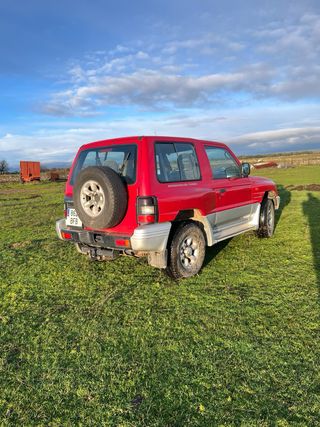 Mitsubishi Montero 2001