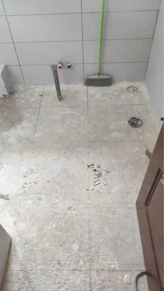 Solador alicatador reforma suelo laminado Pladur