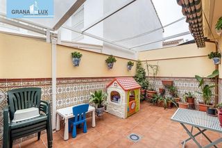 Casa adosada en venta en Angustias - Chana - Encina en Granada
